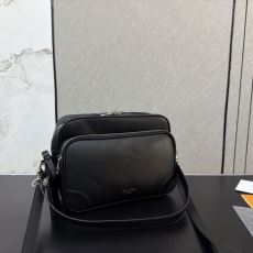 ルイ ヴィトン 2026新品本...