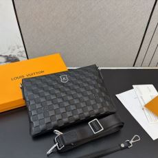 ルイ ヴィトン LOUIS V...
