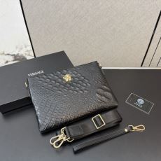 ヴェルサーチブランド 偽物 通...