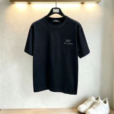 大人の個性を。 アークテリクス...