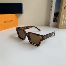 ルイ ヴィトン LOUIS V...