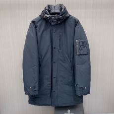 2026爆買い豊富な プラダコピーブランド 軽くて暖かい ダ...
