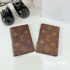 ルイ ヴィトン LOUIS V...