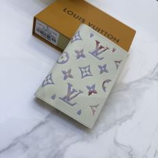 ルイ ヴィトン ブランド 偽物...