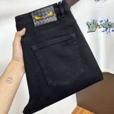 フェンディ スーパーコピー 2026年モデル入荷 NZKFEN038 ジーンズ デニムパンツ 大人気アイテム！入手困難