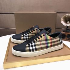 シューズ スニーカー もっとも高い人気を誇る カジュアルシューズ バーバリー BURBERRY 2026爆買い人気 NXIEBU054 vogブランド コピー 優良店